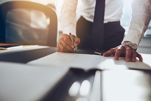 Eight features of a hard insurance market