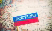 Firms from the West continue to cover Russian oil transport – report