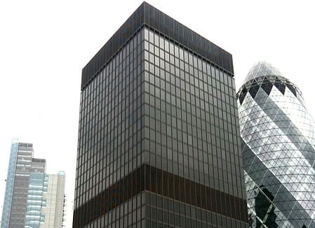 Aviva lines up overseas acquisitions