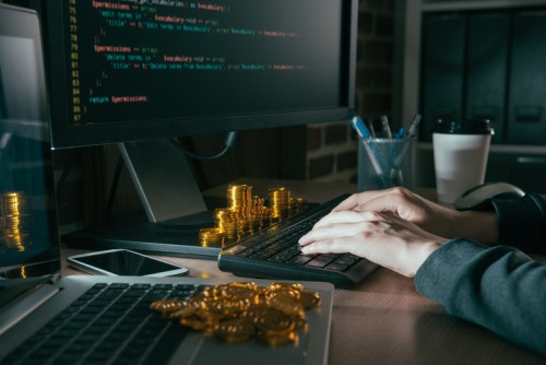 Blockchain "unlikely to remove anyone" from the insurance value chain